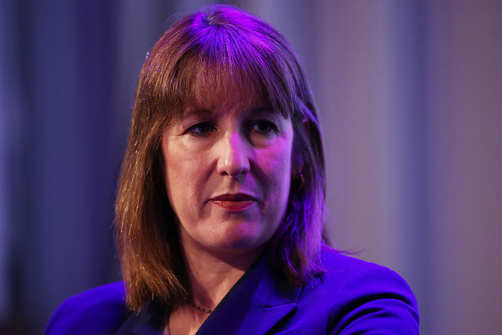Rachel Reeves looks increasingly petrified